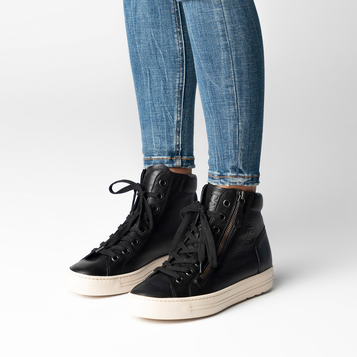 Black high tops womens online